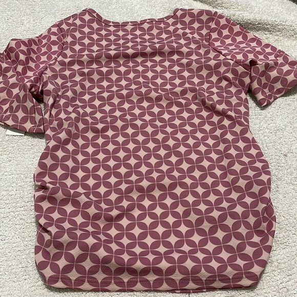 NWT- Madison + Hudson - 1X. - Picture 2 of 7